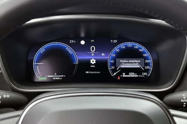 Toyota Corolla_Touring_Sports (2025) thumbnail 5