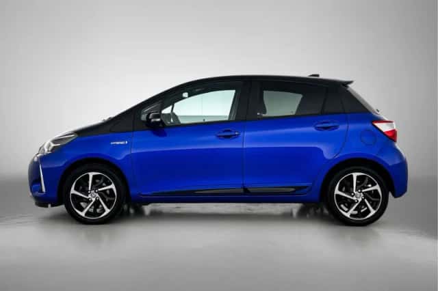 Toyota Yaris (2019) thumbnail 3