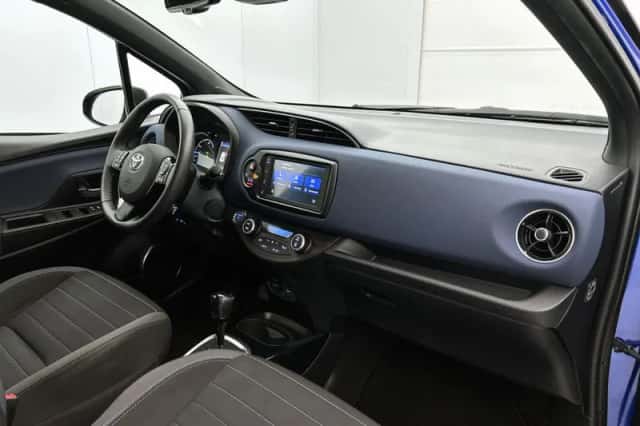 Toyota Yaris (2019) thumbnail 6