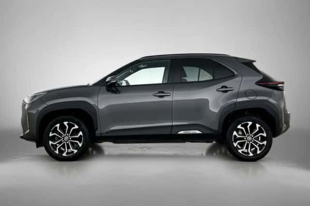 Toyota Yaris_Cross (2024) thumbnail 3