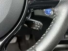 Toyota Yaris (2019) thumbnail 14