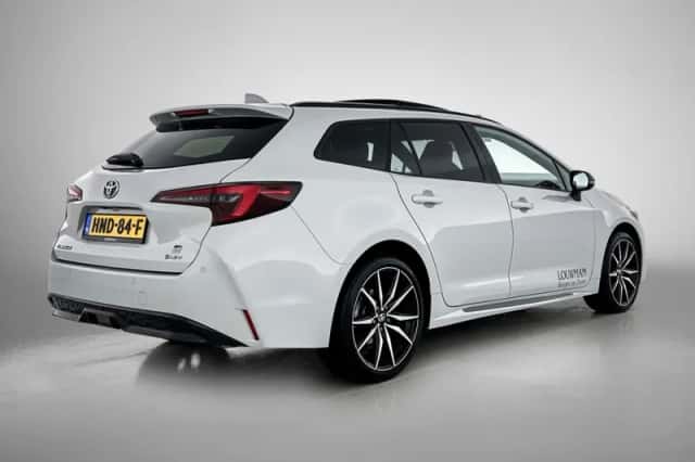 Toyota Corolla_Touring_Sports (2025) thumbnail 2