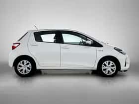 Toyota Yaris (2018) thumbnail 11
