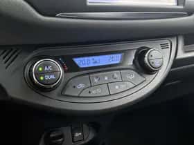 Toyota Yaris (2018) thumbnail 9