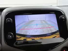 Toyota Aygo (2022) thumbnail 8