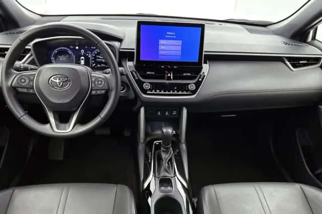 Toyota Corolla Cross (2022) thumbnail 4