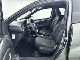 Toyota Aygo (2022) thumbnail 21