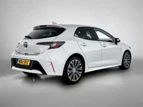 Toyota Corolla (2022) thumbnail 2