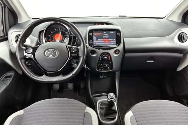Toyota Aygo (2019) thumbnail 4