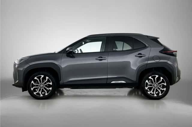 Toyota Yaris_Cross (2025) thumbnail 3