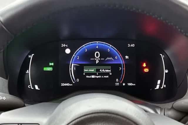 Toyota Yaris_Cross (2025) thumbnail 5