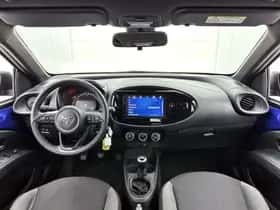 Toyota Aygo (2024) thumbnail 4