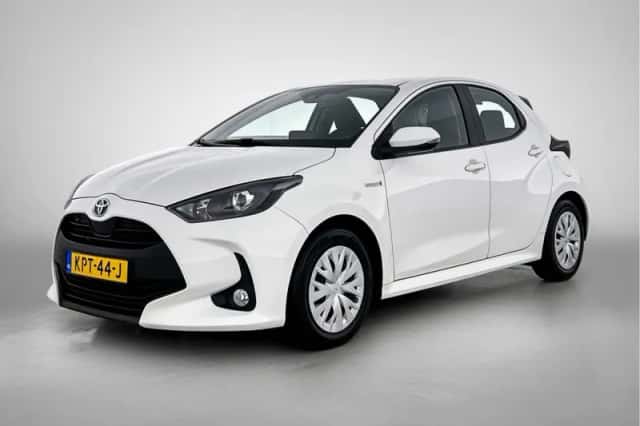 Toyota Yaris (2021) thumbnail 1