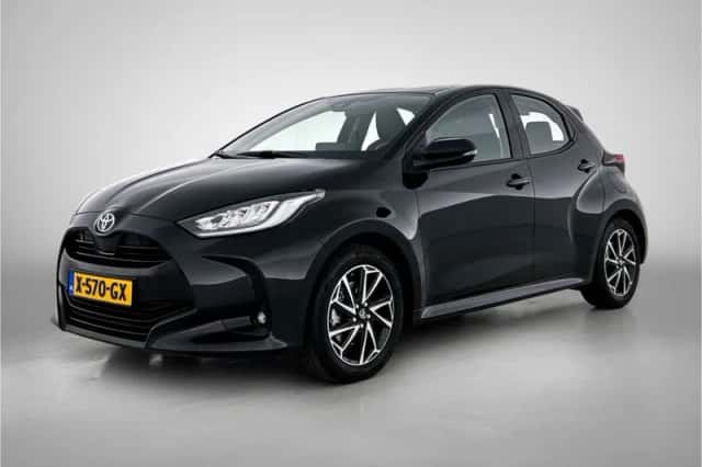 Toyota Yaris (2023) thumbnail 1