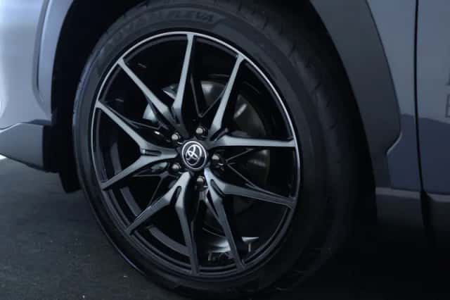 Toyota Corolla_Cross (2025) thumbnail 4