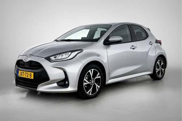 Toyota Yaris (2025) thumbnail 1