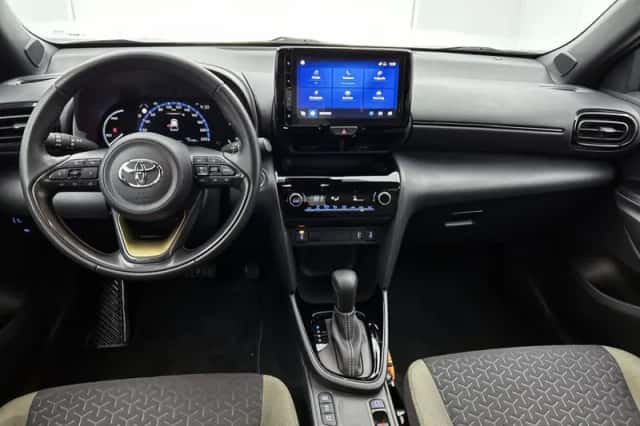 Toyota Yaris_Cross (2023) thumbnail 4