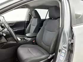 Toyota RAV4 (2021) thumbnail 15