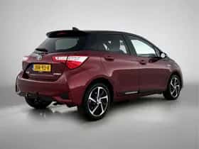 Toyota Yaris (2019) thumbnail 2