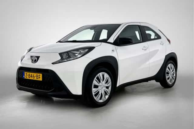 Toyota Aygo (2024) thumbnail 1