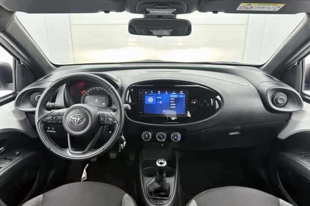 Toyota Aygo (2024) thumbnail 4