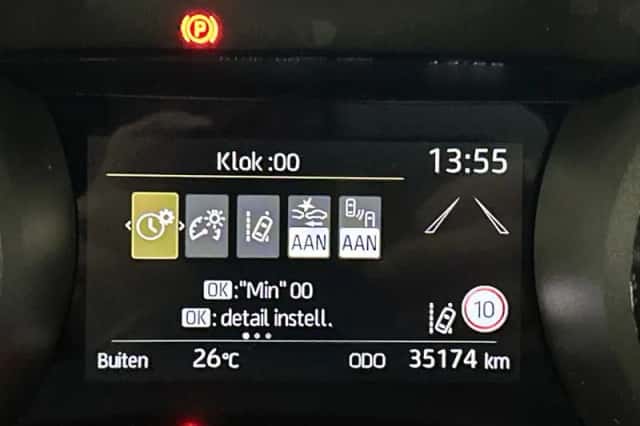 Toyota Yaris (2023) thumbnail 6