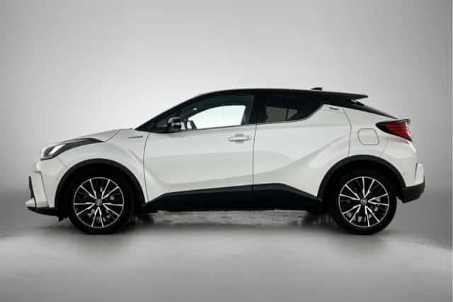Toyota C-HR (2020) thumbnail 3