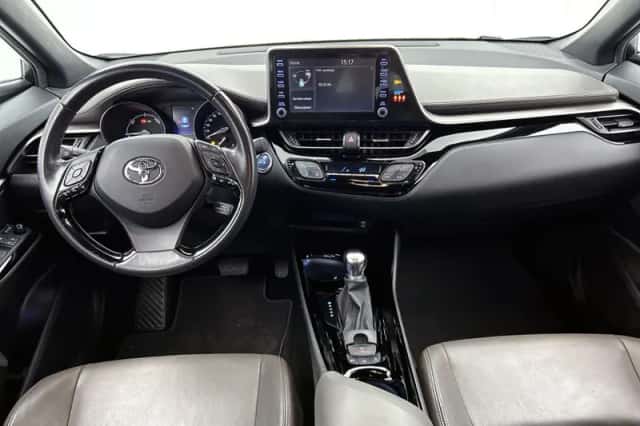Toyota C-HR (2020) thumbnail 4
