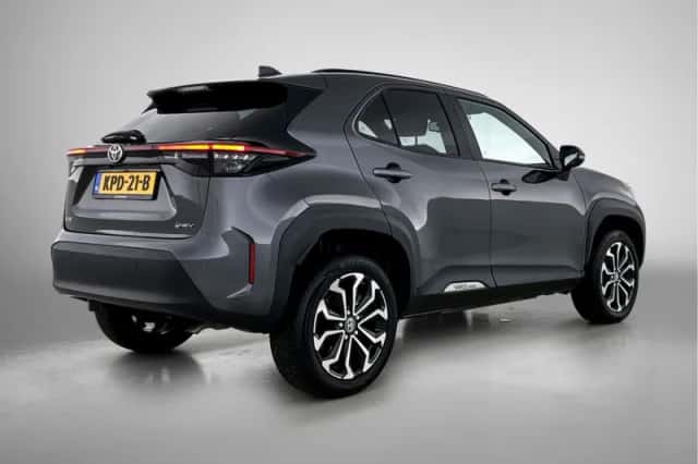 Toyota Yaris_Cross (2025) thumbnail 2