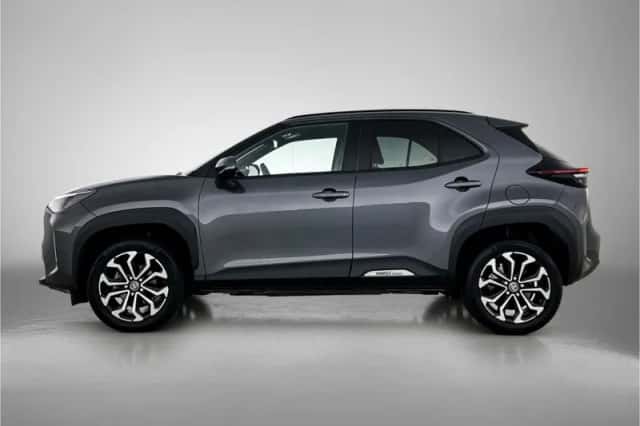 Toyota Yaris_Cross (2025) thumbnail 3