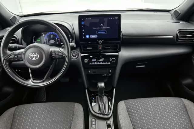 Toyota Yaris_Cross (2025) thumbnail 4