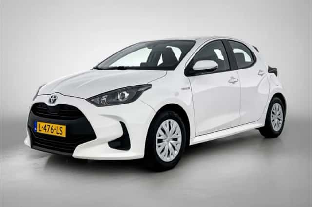 Toyota Yaris (2021) thumbnail 1