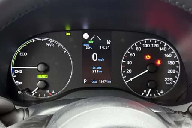 Toyota Yaris (2021) thumbnail 5
