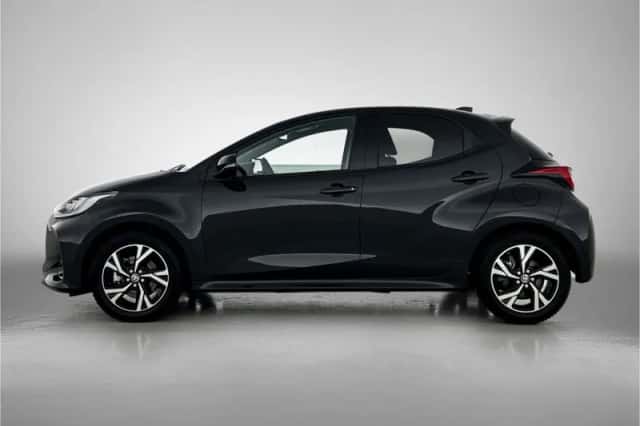 Toyota Yaris (2025) thumbnail 3