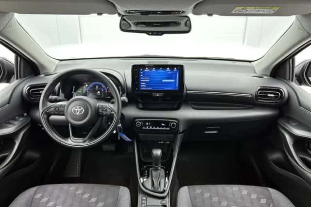 Toyota Yaris (2025) thumbnail 4