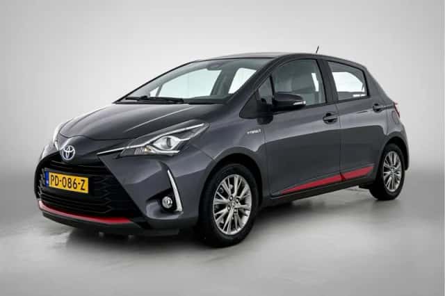 Toyota Yaris (2017) thumbnail 1