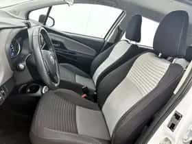 Toyota Yaris (2018) thumbnail 14