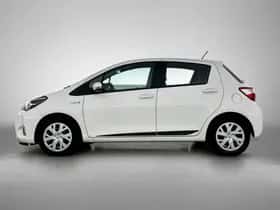 Toyota Yaris (2018) thumbnail 3