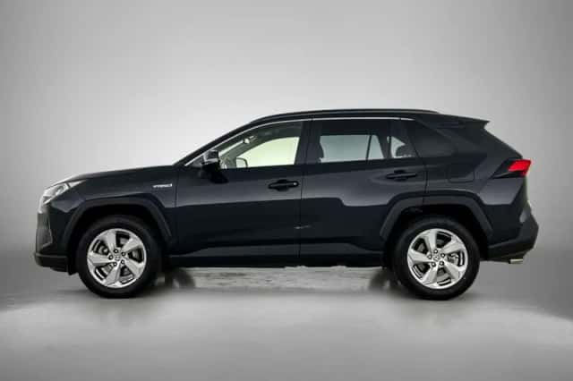 Toyota RAV4 (2021) thumbnail 3