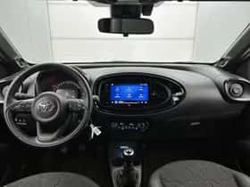 Toyota Aygo (2023) thumbnail 4