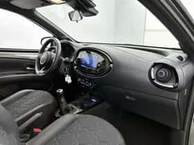 Toyota Aygo (2023) thumbnail 6