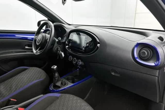 Toyota Aygo (2023) thumbnail 6