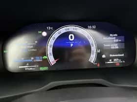 Toyota RAV4 (2023) thumbnail 6