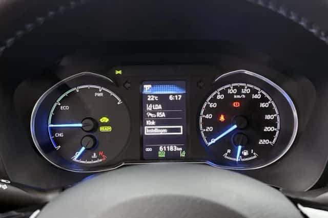 Toyota Yaris (2020) thumbnail 5
