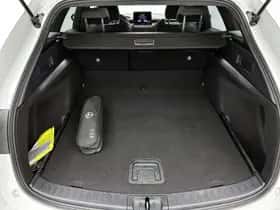 Toyota Corolla_Touring_Sports (2025) thumbnail 25