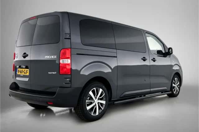 Toyota Proace (2025) thumbnail 2