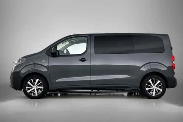 Toyota Proace (2025) thumbnail 3