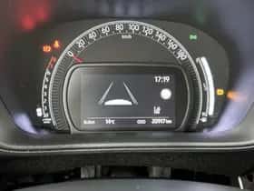 Toyota Aygo (2024) thumbnail 5
