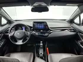 Toyota C-HR (2018) thumbnail 5