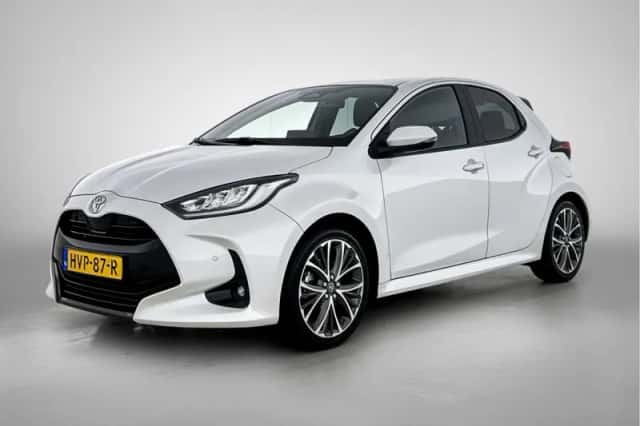 Toyota Yaris (2025) thumbnail 1